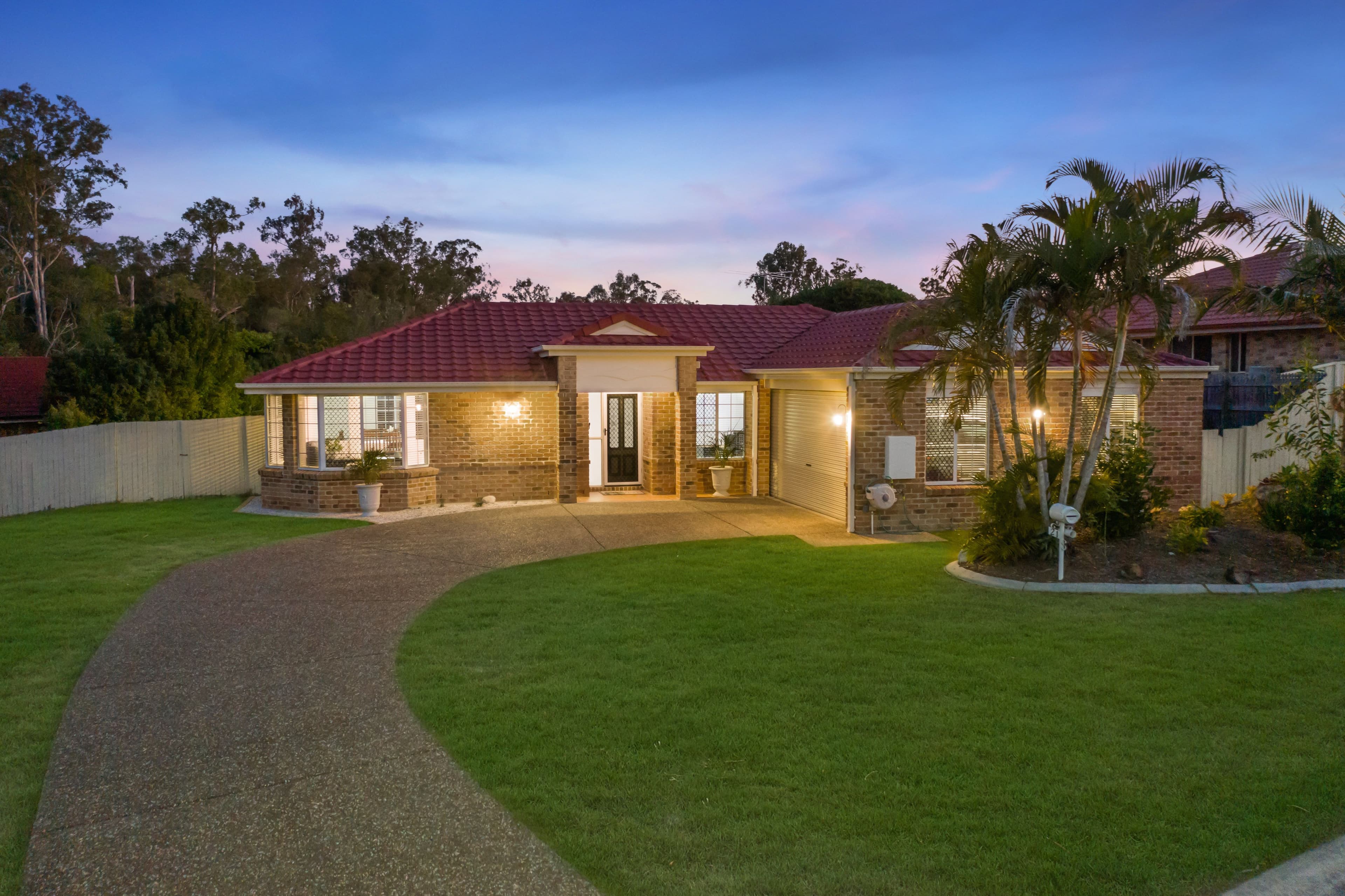 21 Eucalypt Place, Heritage Park QLD 4118, Heritage Park - Image 1