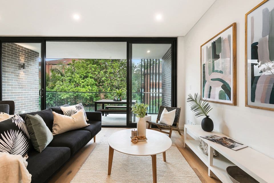 8/61 Darling Street, South Yarra - Thumbnail 2