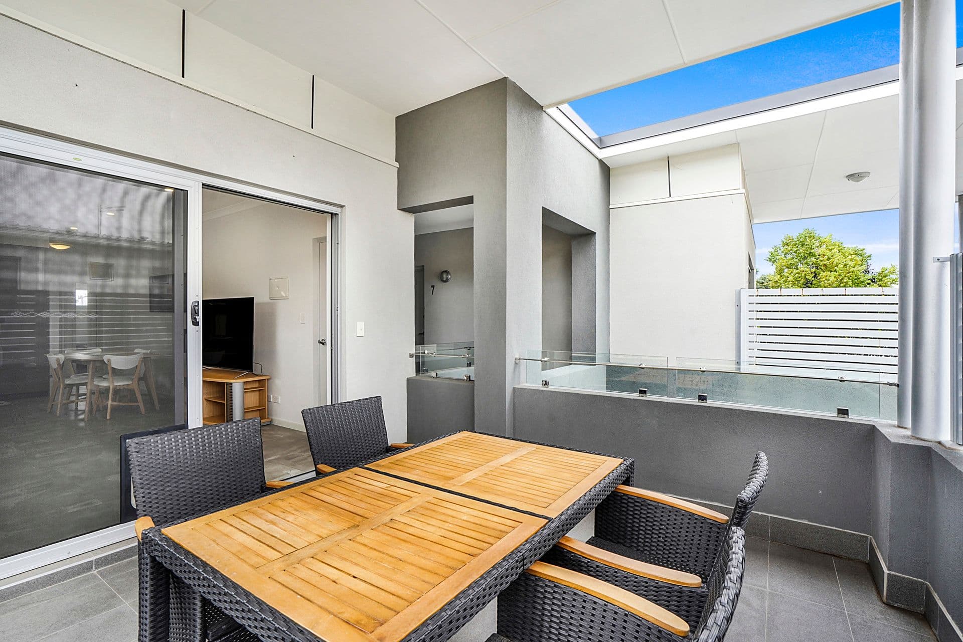 8 Wynyard Street, Yokine WA 6060, Yokine - Thumbnail 7