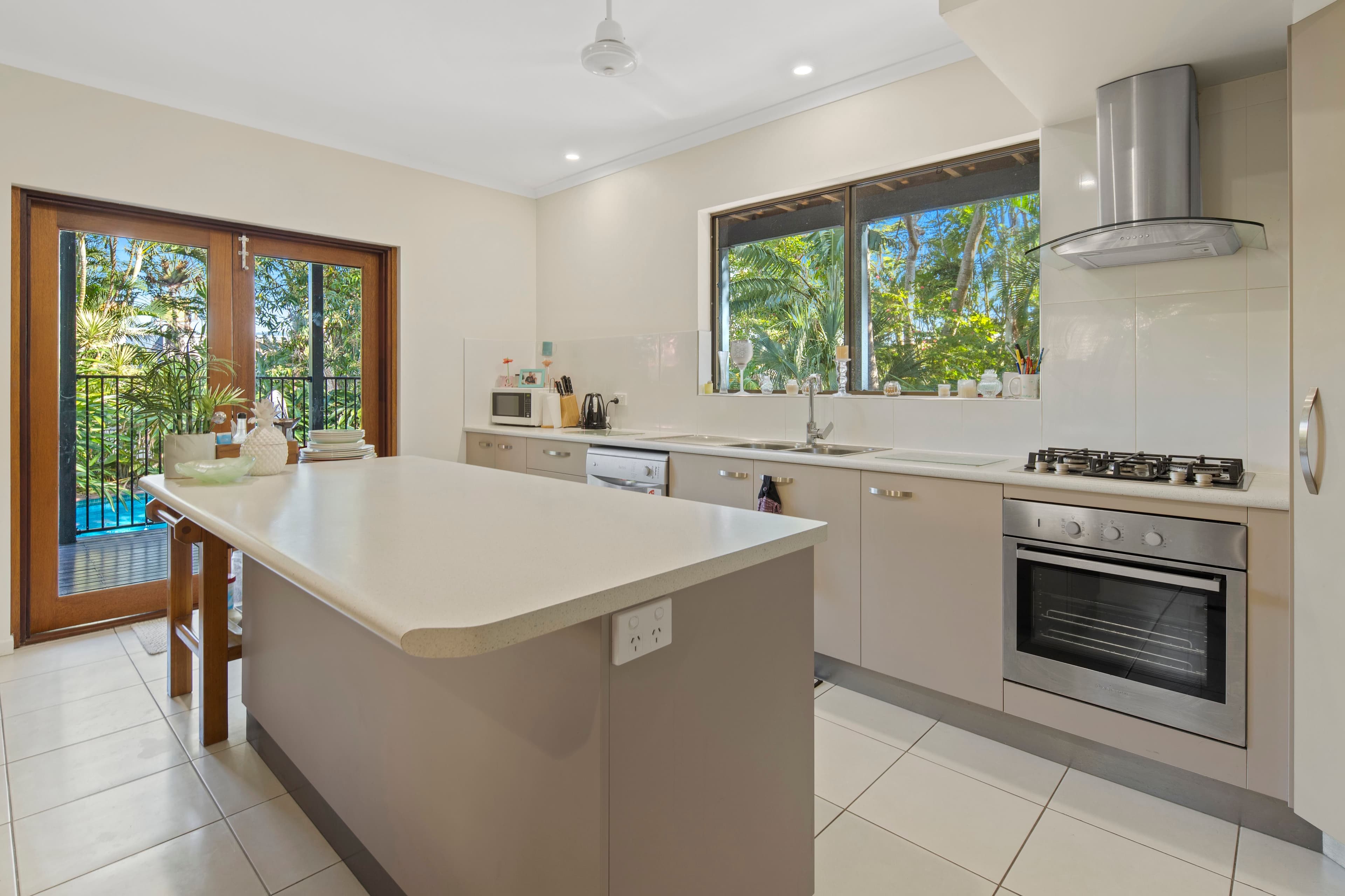 8 Iluka Street, Cannonvale QLD 4802, Cannonvale - Thumbnail 7