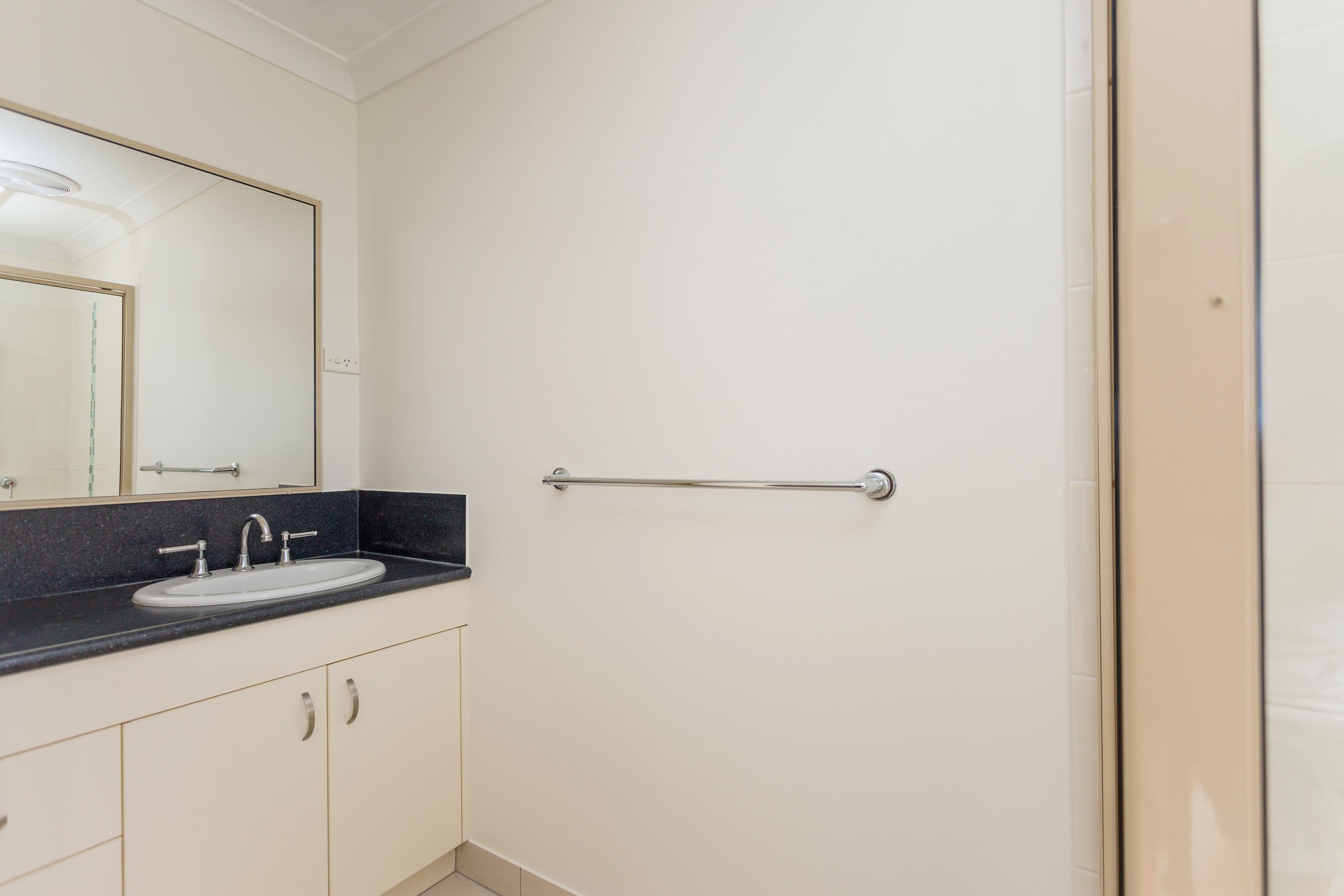 61 Hamilton Street, North Mackay QLD 4740, North Mackay - Thumbnail 4