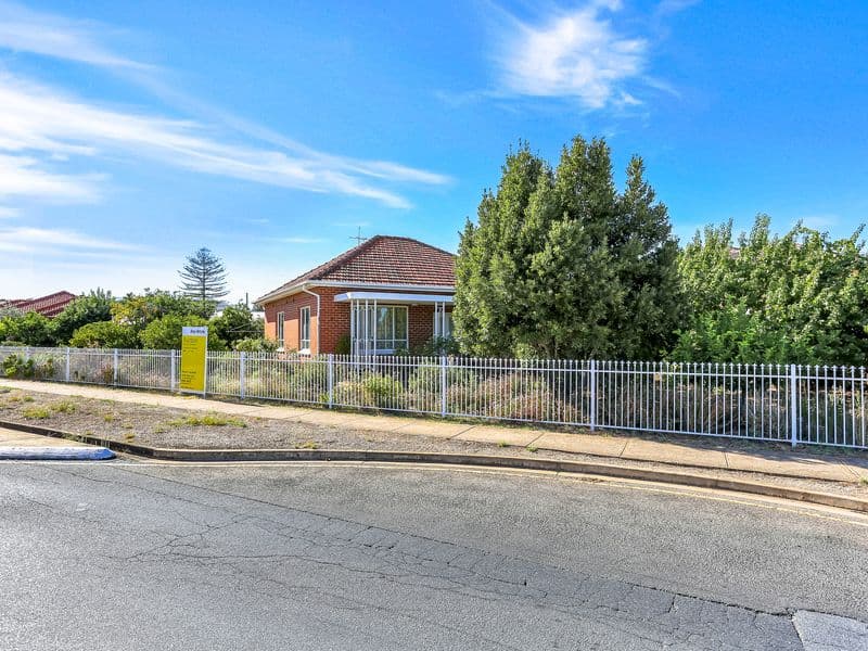 31 Acacia Avenue, Campbelltown SA 5074, Campbelltown - Thumbnail 4