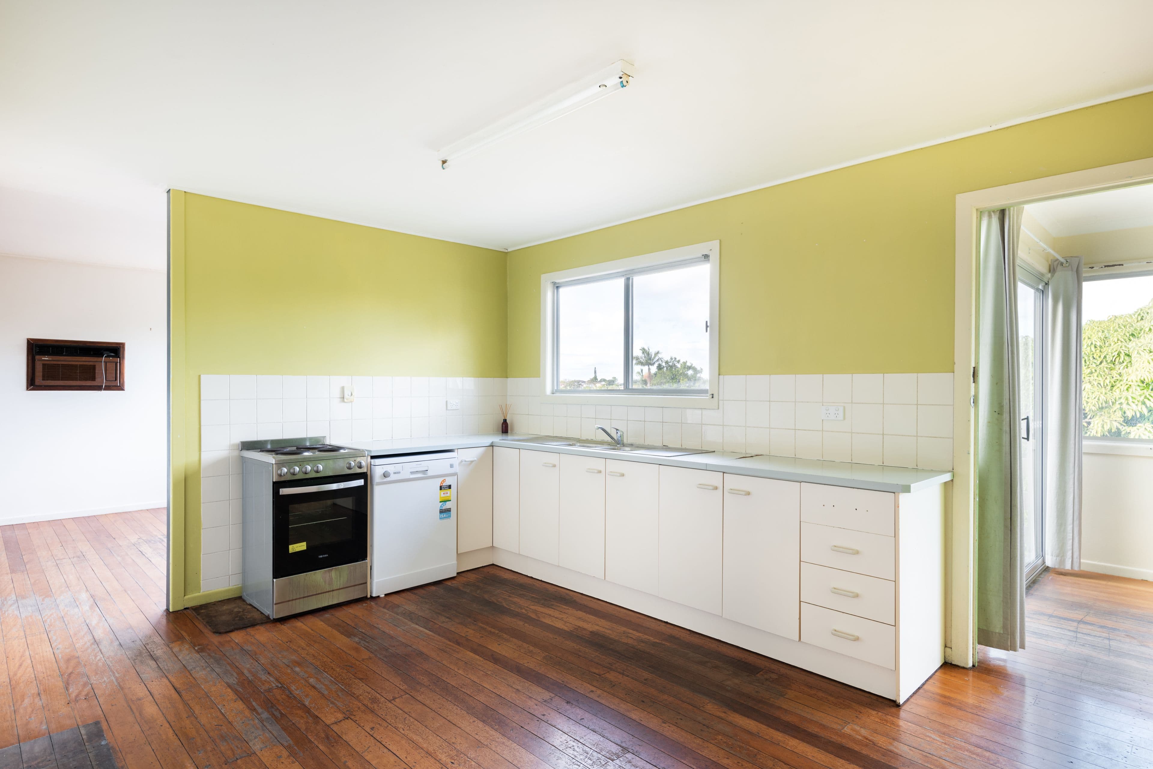 526 Robinson Road West, Aspley QLD 4034, Aspley - Thumbnail 8