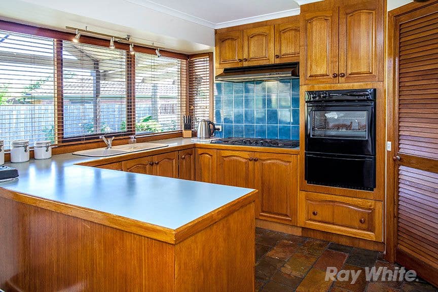 5 Lesay Court, Rowville VIC 3178, Rowville - Thumbnail 5