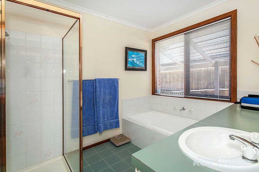 5 Lesay Court, Rowville VIC 3178, Rowville - Thumbnail 8