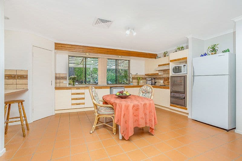 4 Wisteria Court, Cashmere QLD 4500, Cashmere - Thumbnail 8