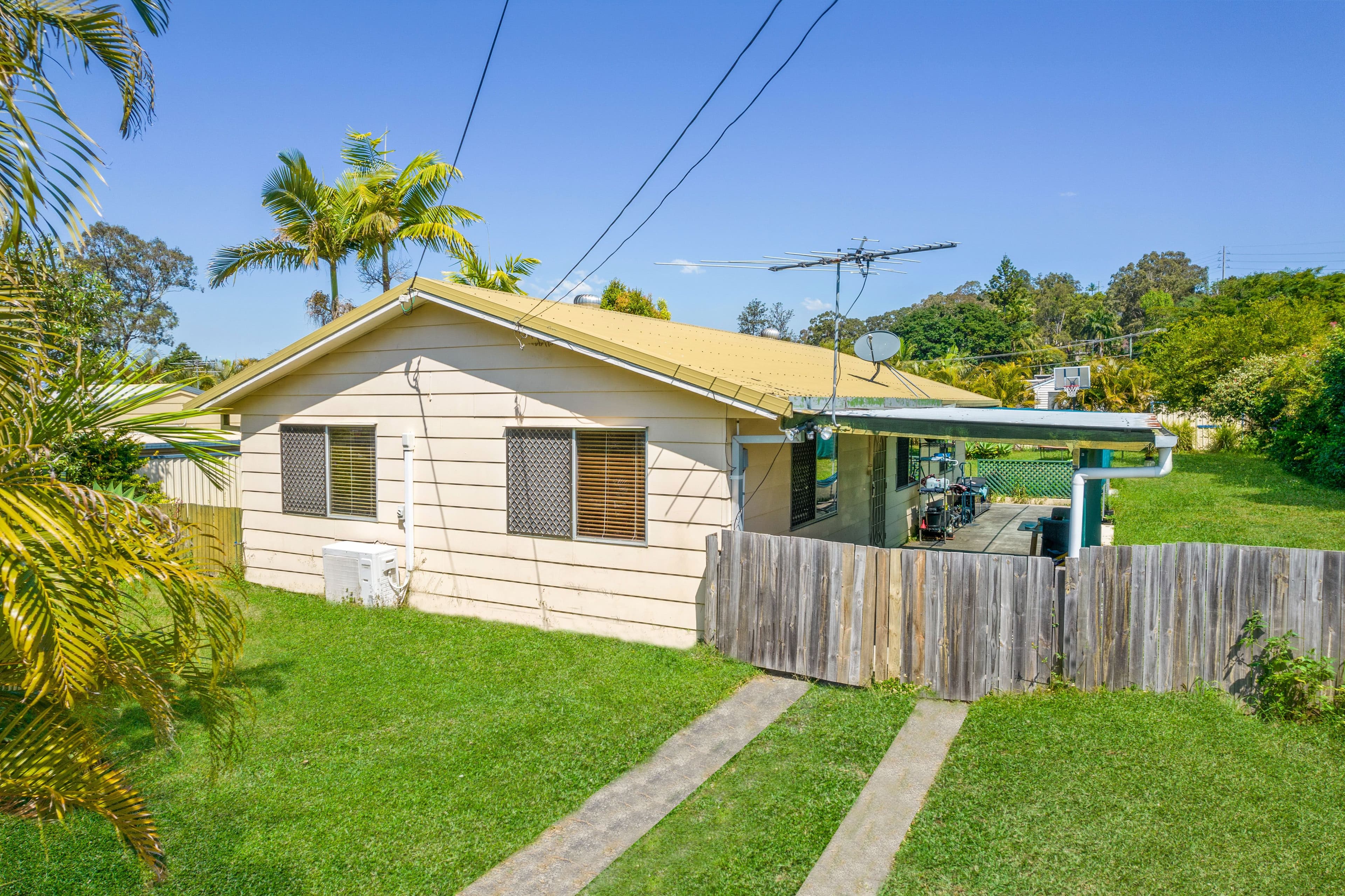 16 Grove Road, Holmview QLD 4207, Holmview - Thumbnail 2