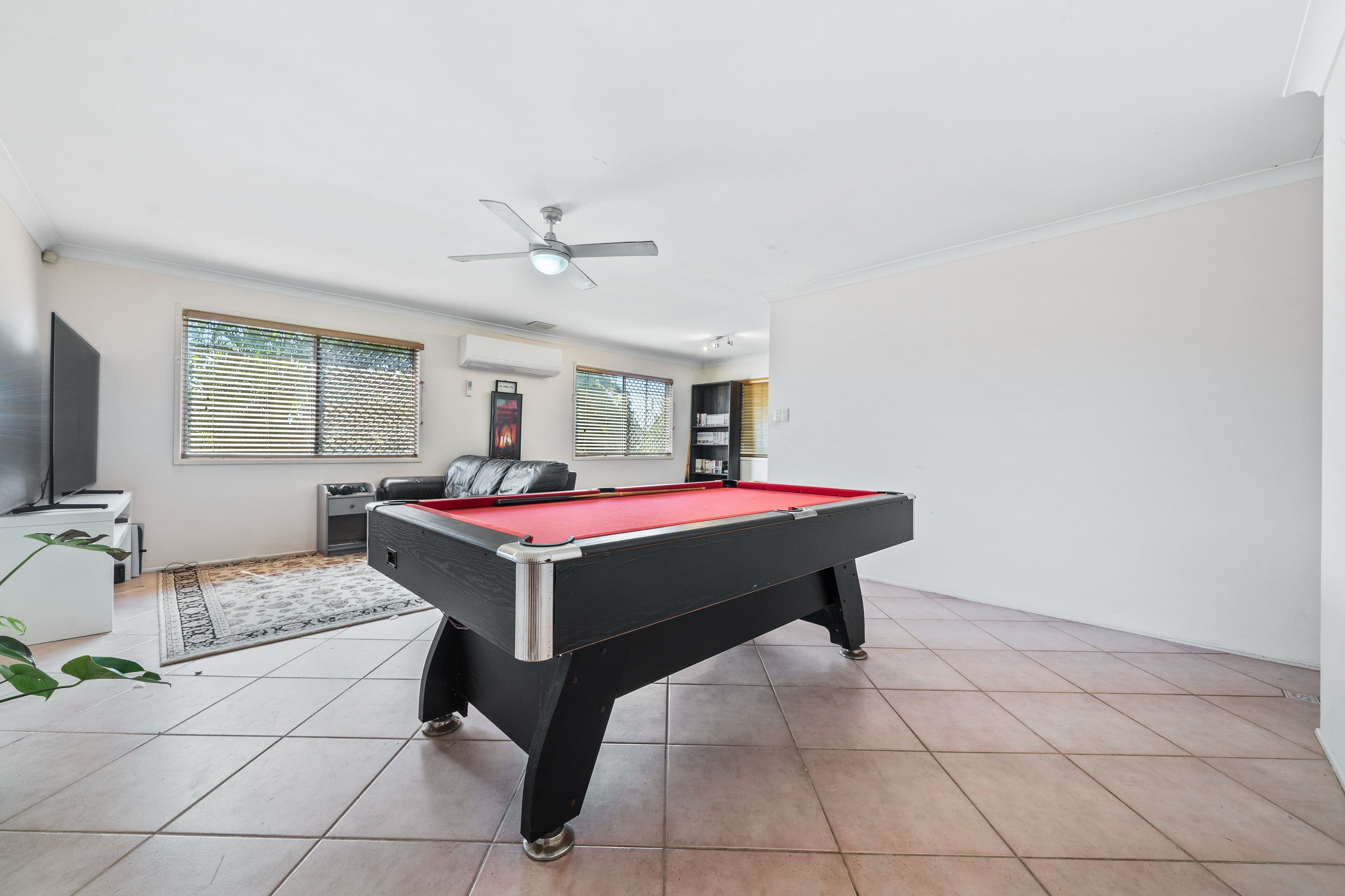 16 Grove Road, Holmview QLD 4207, Holmview - Thumbnail 6