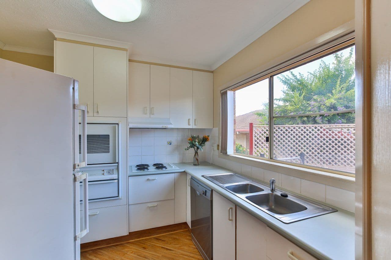 Villa 33 Glenfield Court, Middle Ridge QLD 4350, Middle Ridge - Thumbnail 4