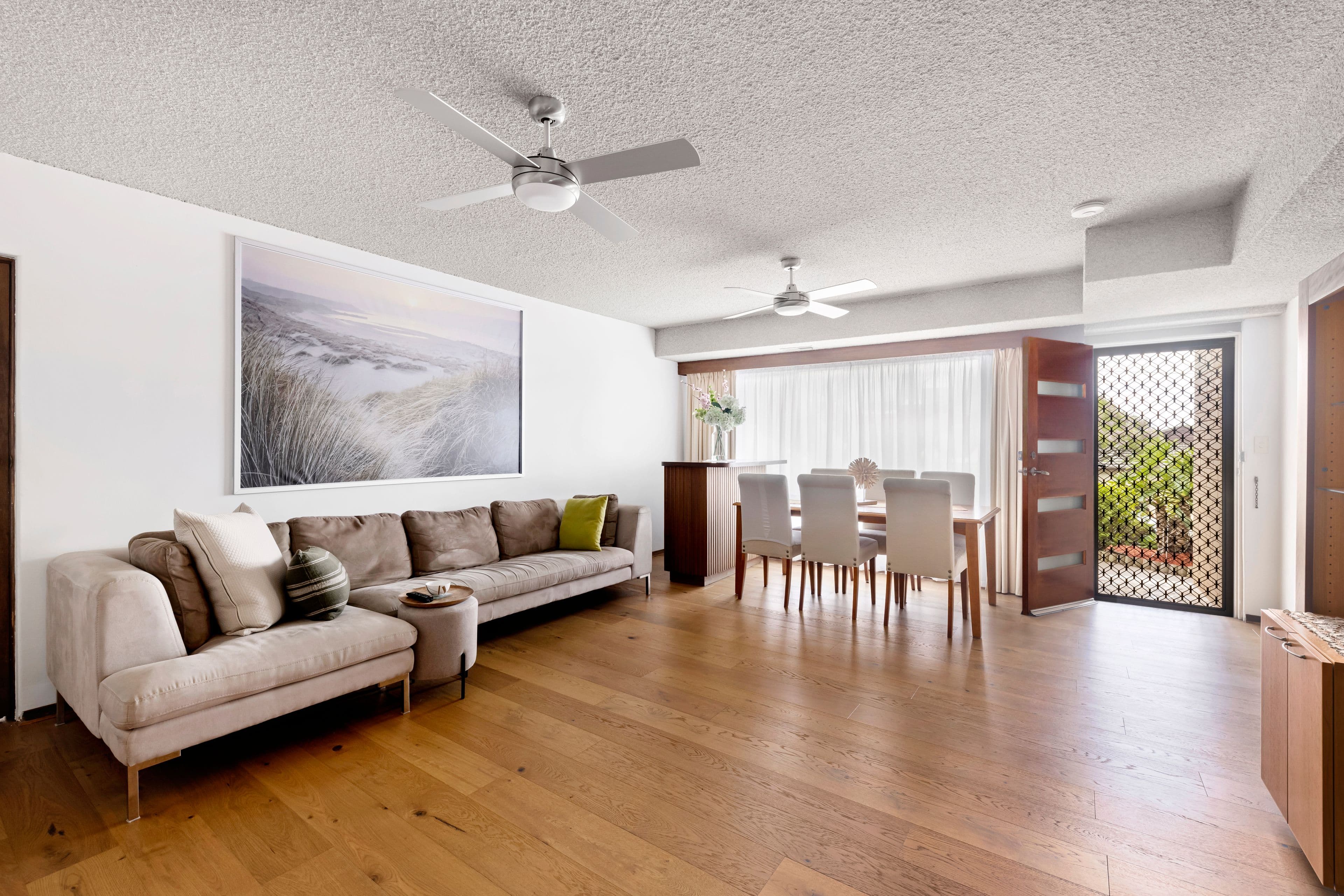 17 Brendan Avenue, Doncaster VIC 3108, Doncaster - Thumbnail 4