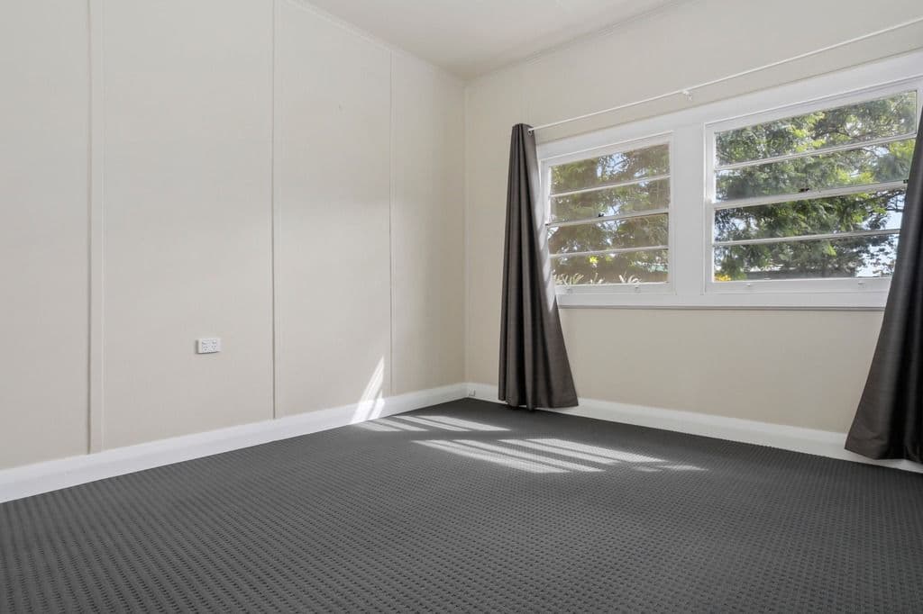 21 Rosina Street, Hill Top NSW 2575, Hill Top - Thumbnail 5