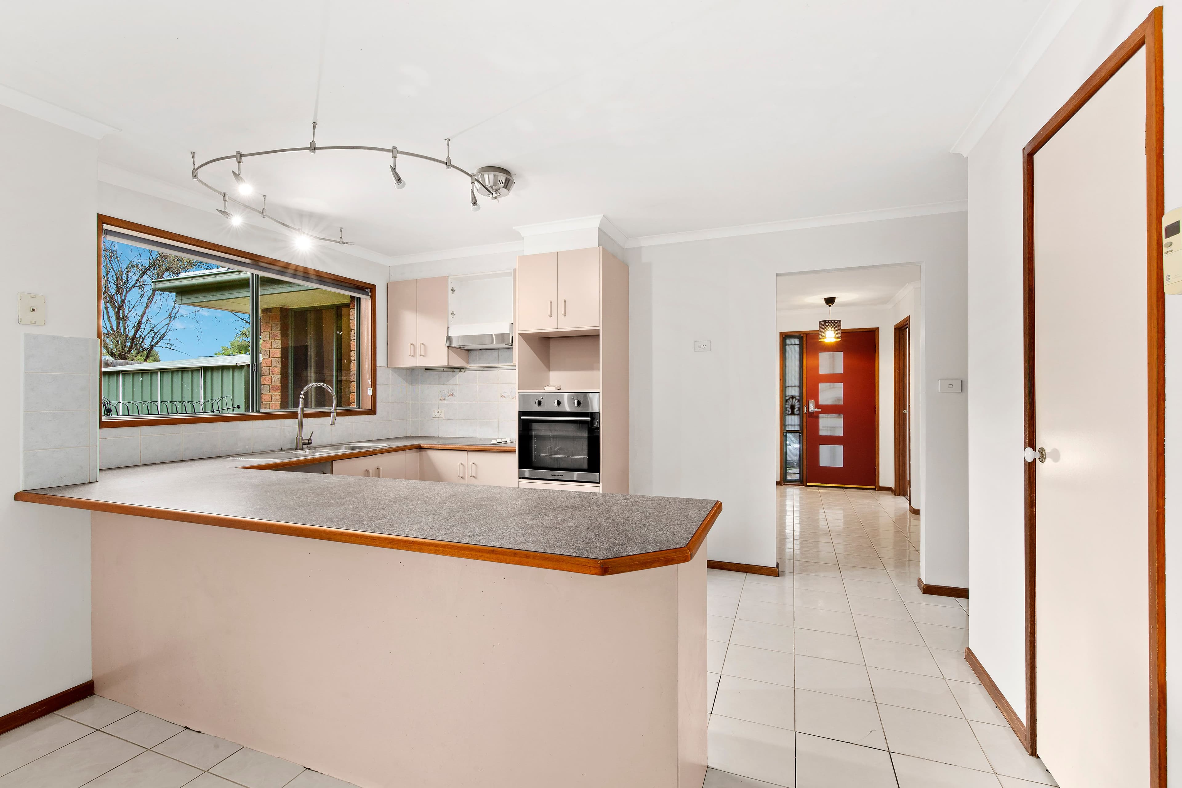 2 Springwood View, Bundoora VIC 3083, Bundoora - Thumbnail 3