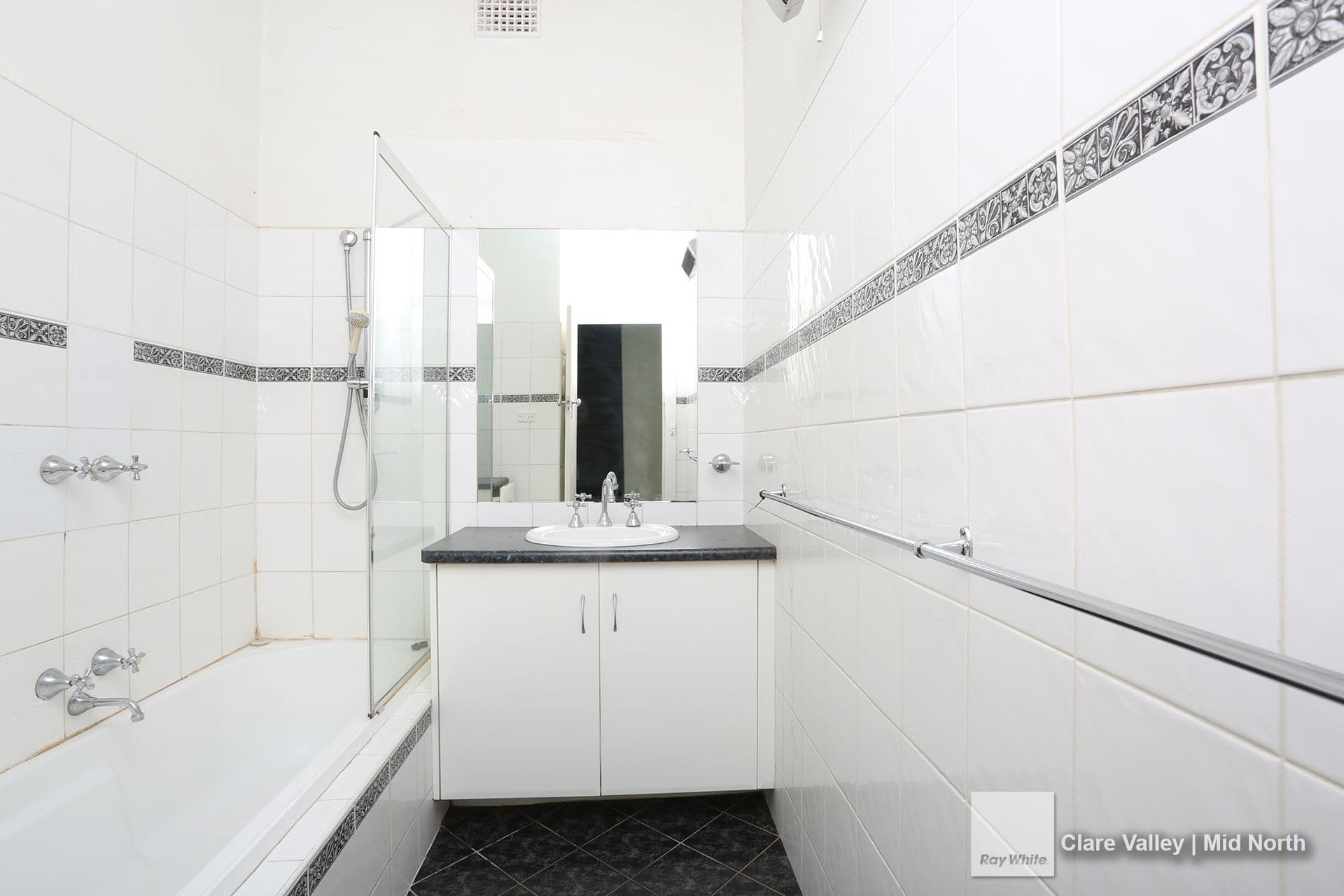 125 Main North Road, Clare SA 5453, Clare - Thumbnail 7