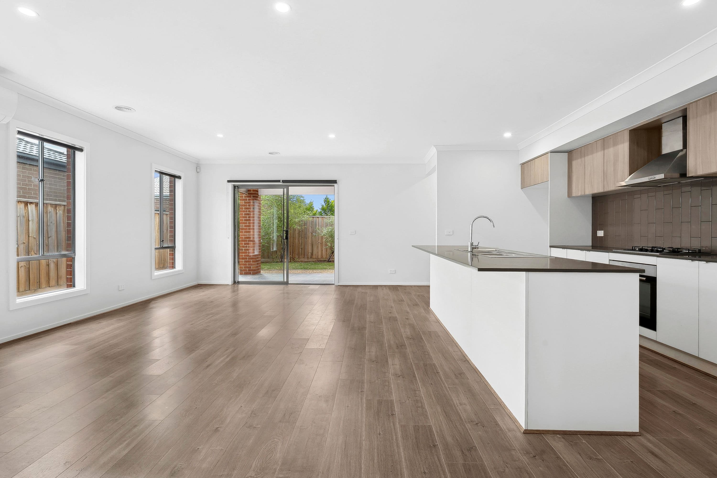 16 Callistemon Circuit, Lara VIC 3212, Lara - Thumbnail 2