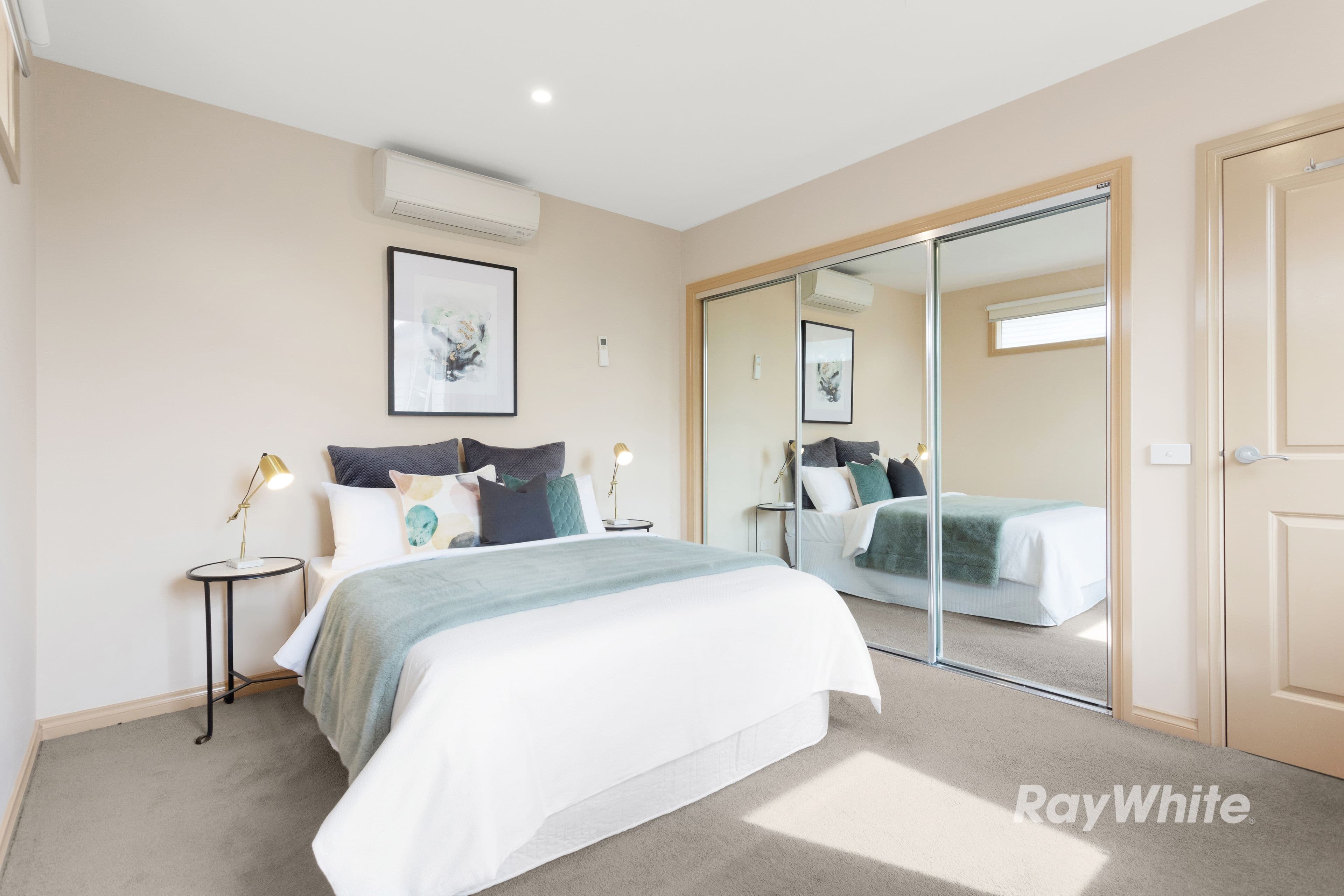 11 Carlisle Crescent, Hughesdale VIC 3166, Hughesdale - Thumbnail 7