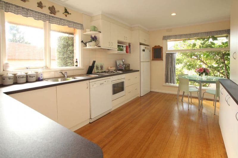 29 Walker Road, MOUNT WAVERLEY VIC 3149, Mount Waverley - Thumbnail 2