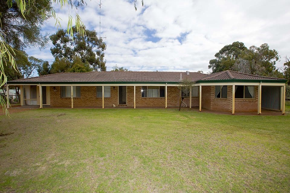 3 Coral Drive, Leschenault WA 6233, Leschenault - Image 1