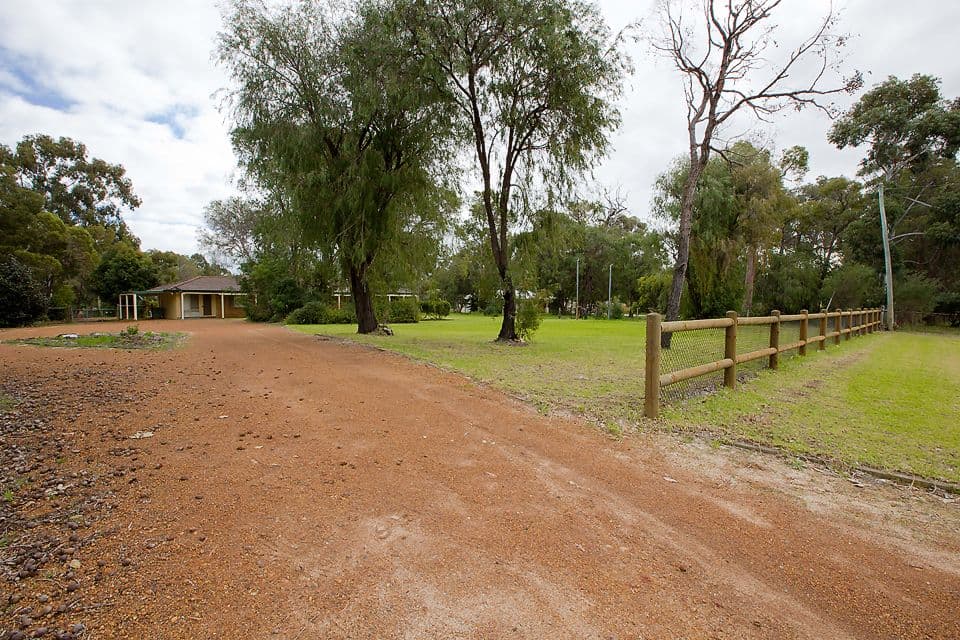3 Coral Drive, Leschenault WA 6233, Leschenault - Thumbnail 3
