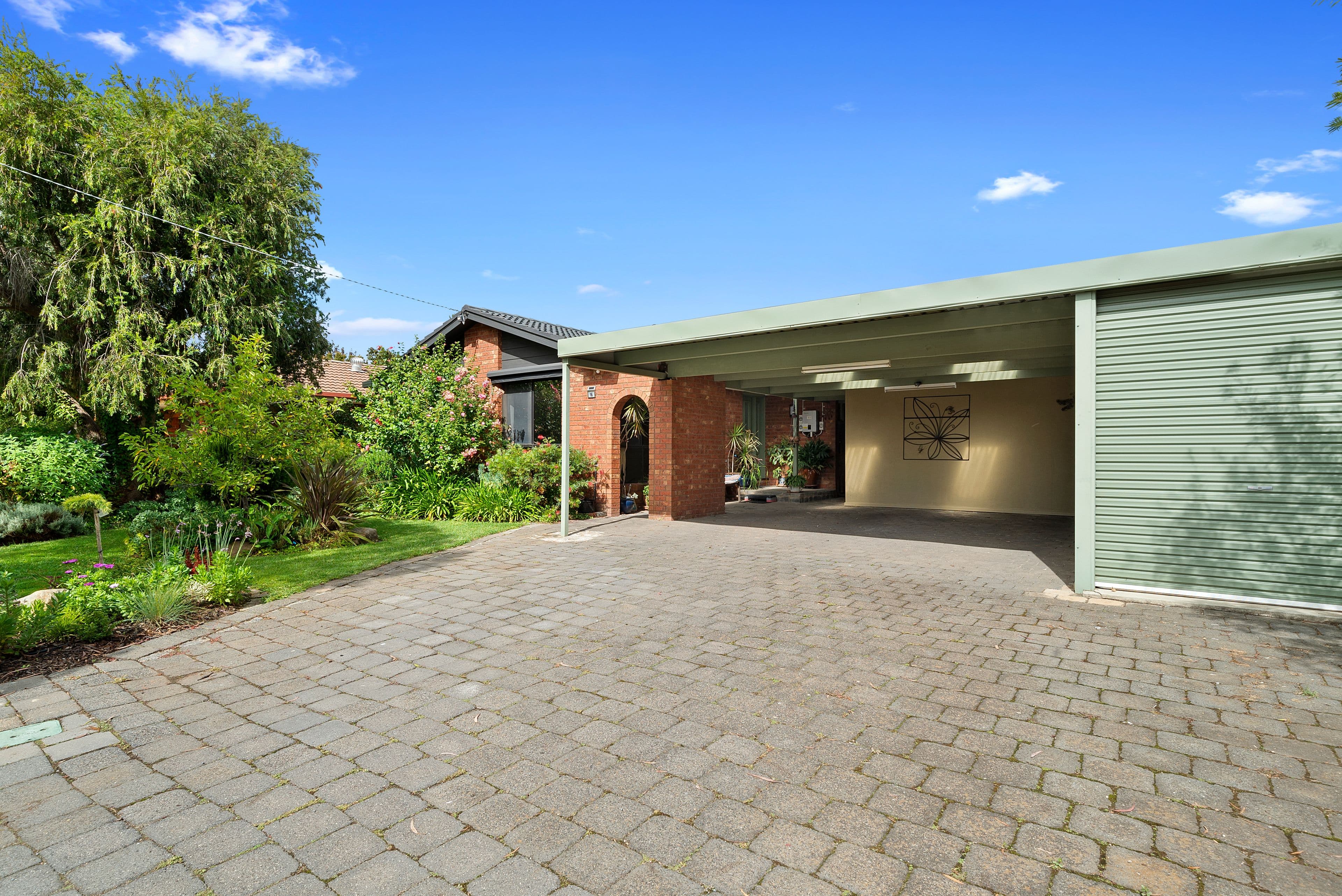 16 Clarence Street, Shepparton VIC 3630, Shepparton - Thumbnail 2