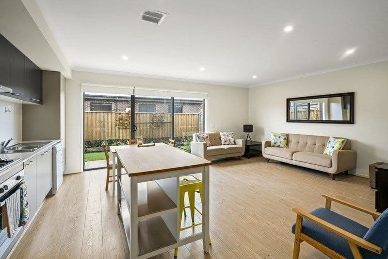 11 Nalara Street, Werribee VIC 3030, Werribee - Thumbnail 4