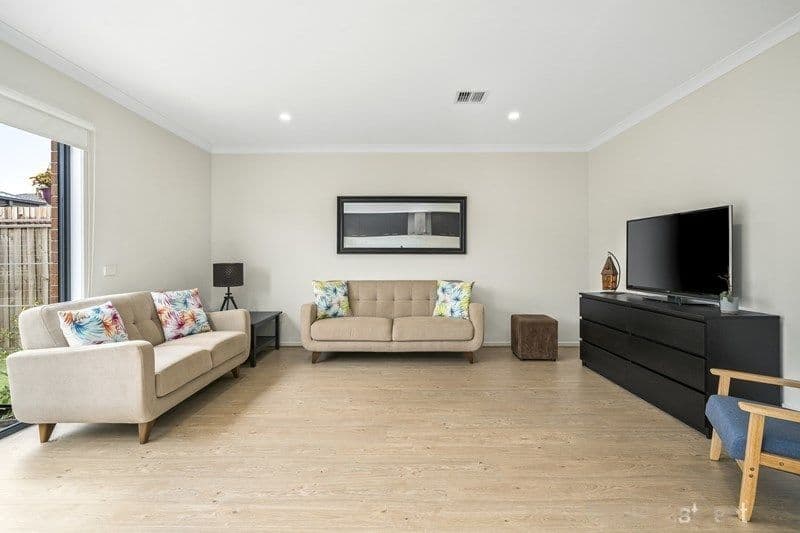 11 Nalara Street, Werribee VIC 3030, Werribee - Thumbnail 6