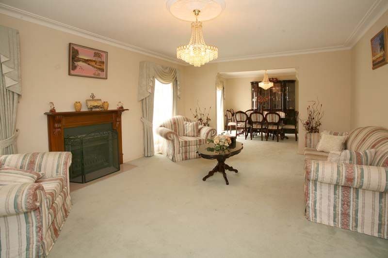 18 Mill Court, WHEELERS HILL VIC 3150, Wheelers Hill - Thumbnail 3