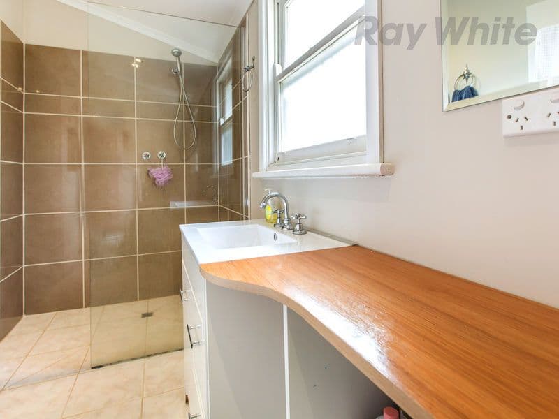 75 First Avenue, Rosebud VIC 3939, Rosebud - Thumbnail 2