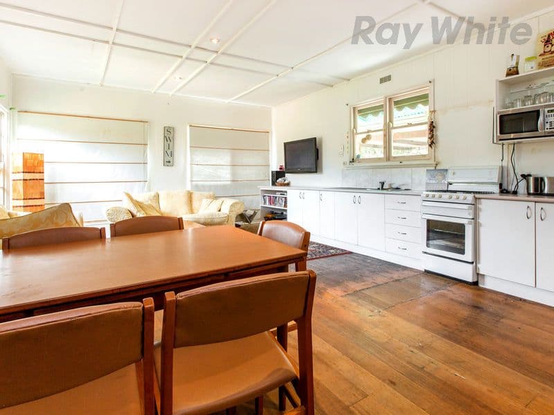 75 First Avenue, Rosebud VIC 3939, Rosebud - Thumbnail 4