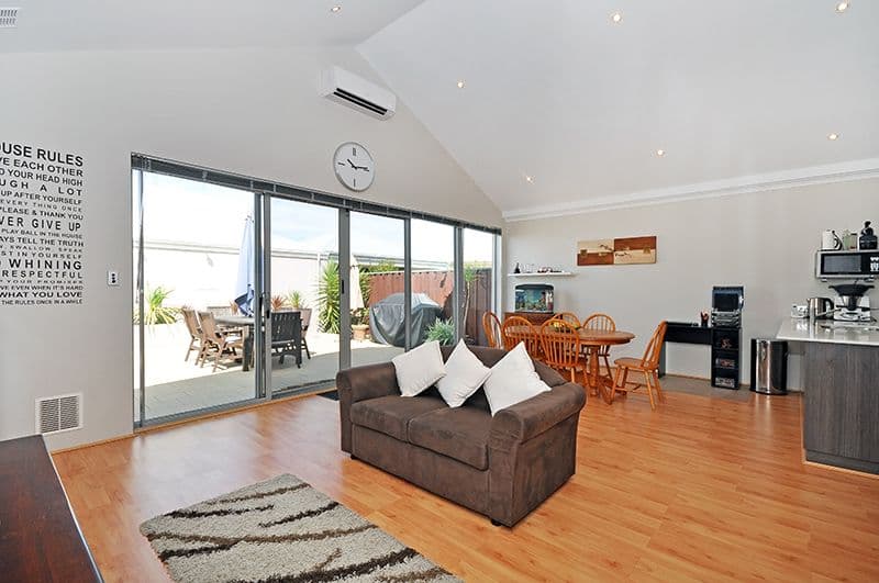 3 Macquarie Bend, Ellenbrook WA 6069, Ellenbrook - Image 1