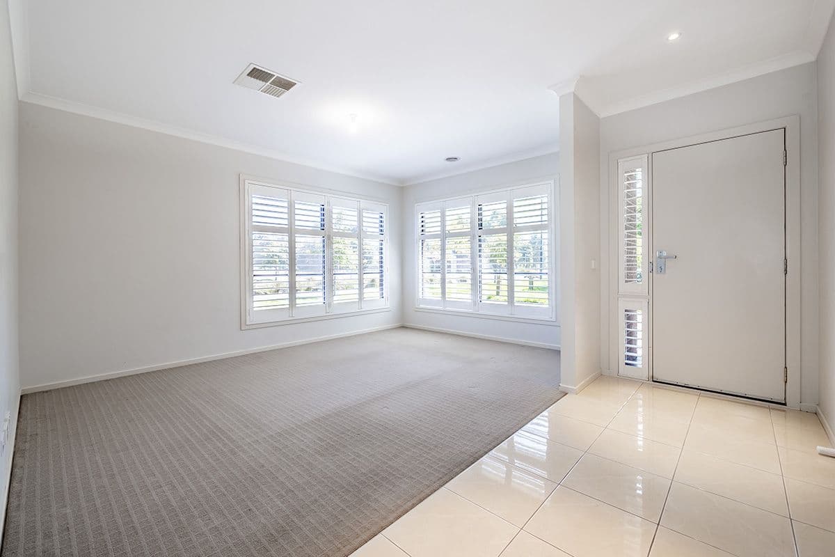 1 Kikuya Way, Cranbourne North VIC 3977, Cranbourne North - Thumbnail 2