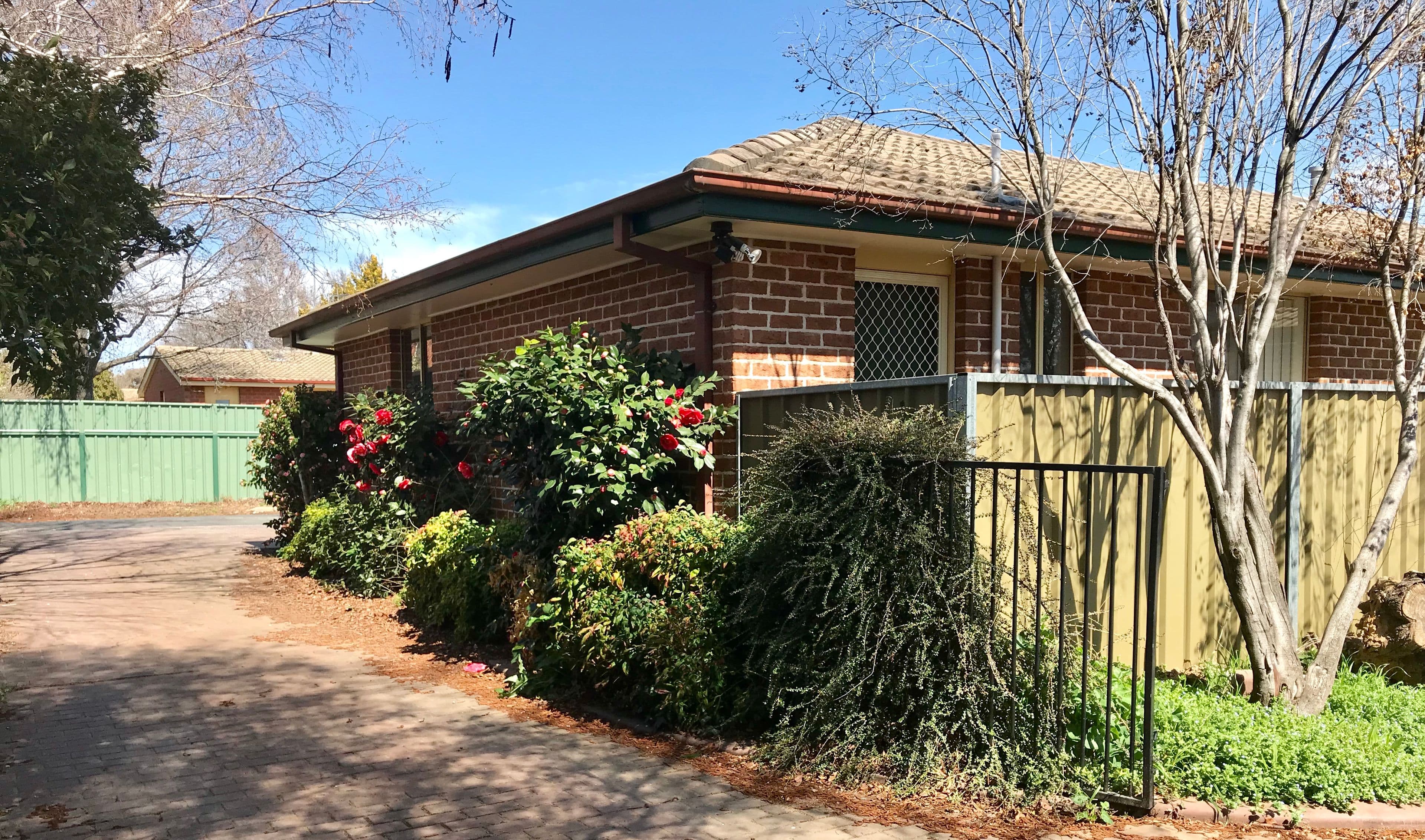 8 Wade Place, Orange - Thumbnail 4