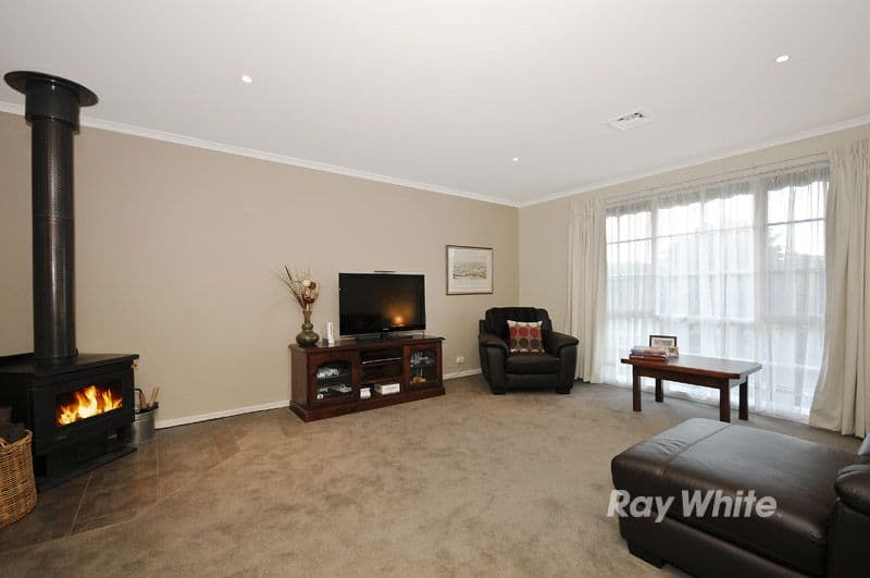 9 Brennan Drive, WANTIRNA SOUTH VIC 3152, Wantirna South - Thumbnail 6