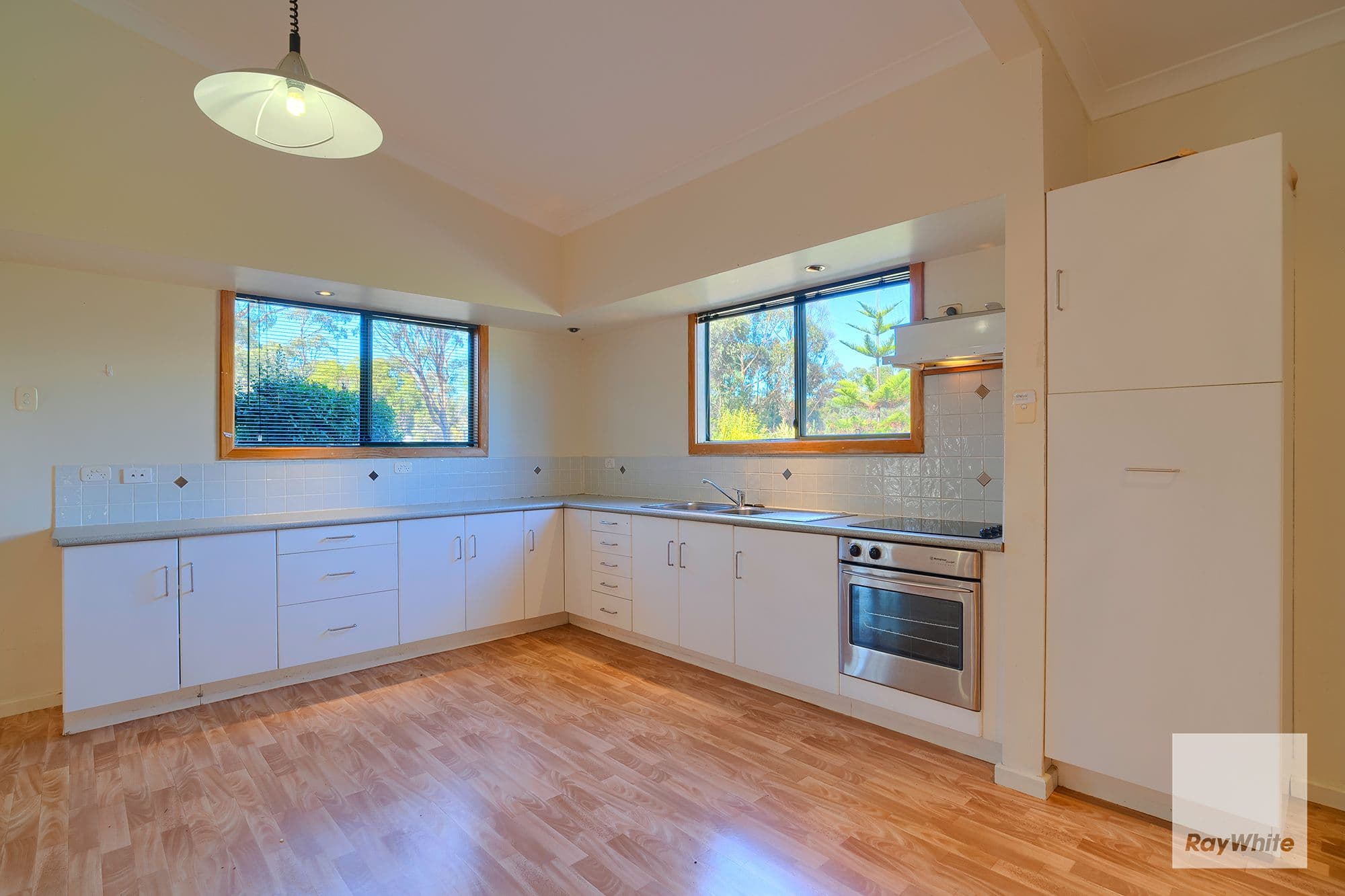 49 Sixth Avenue, Kendenup WA 6323, Kendenup - Thumbnail 2