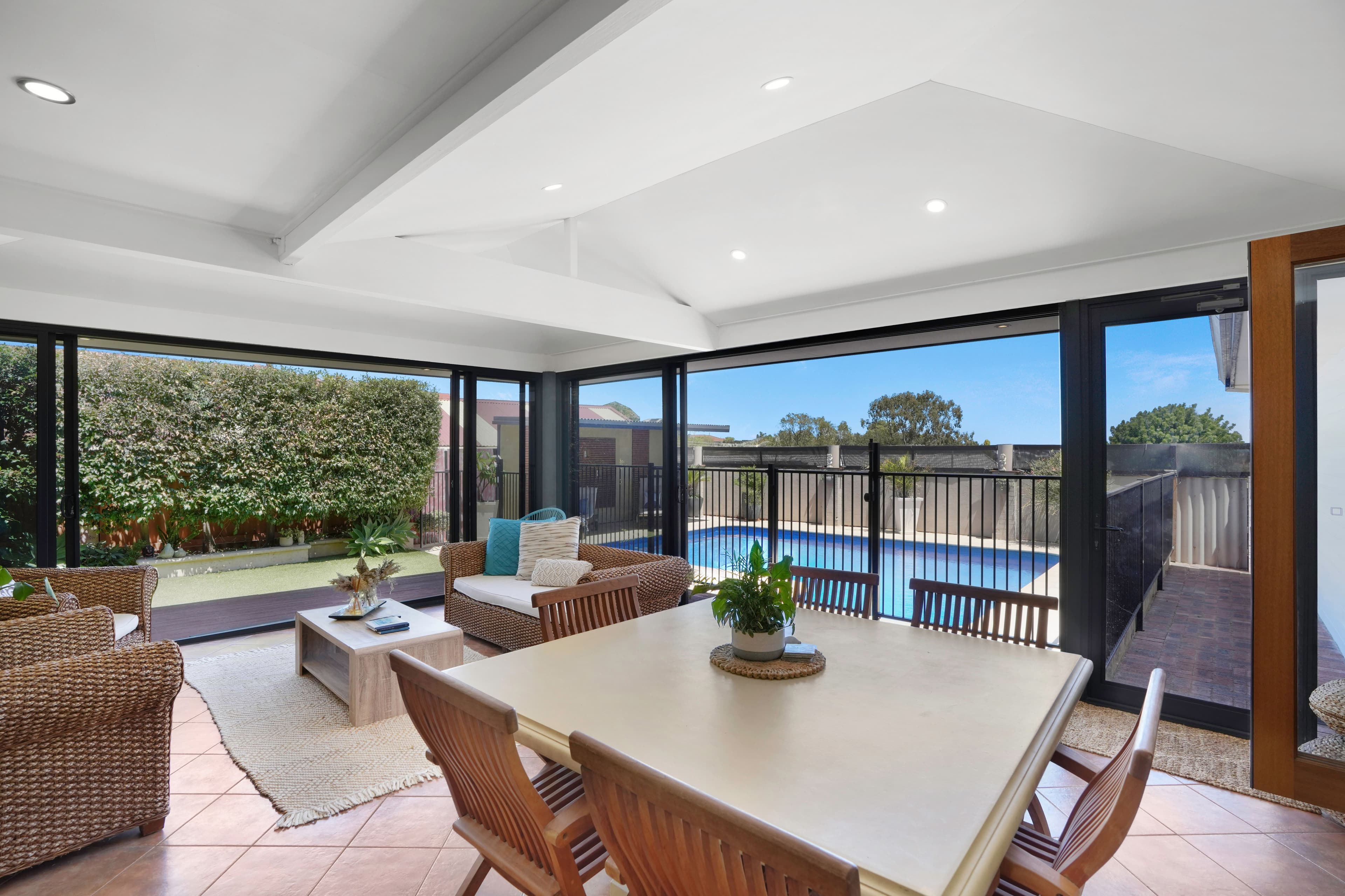 19 Lygnern Crescent, Kallaroo WA 6025, Kallaroo - Thumbnail 7