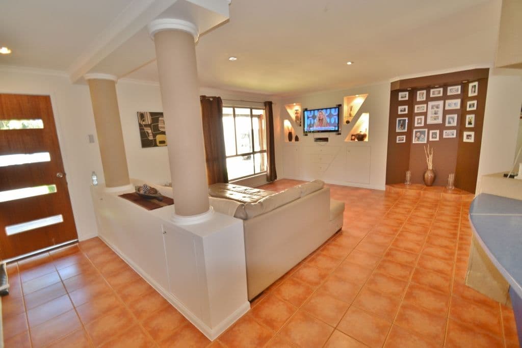 10 Forestdale Road, Landsborough QLD 4550, Landsborough - Thumbnail 4