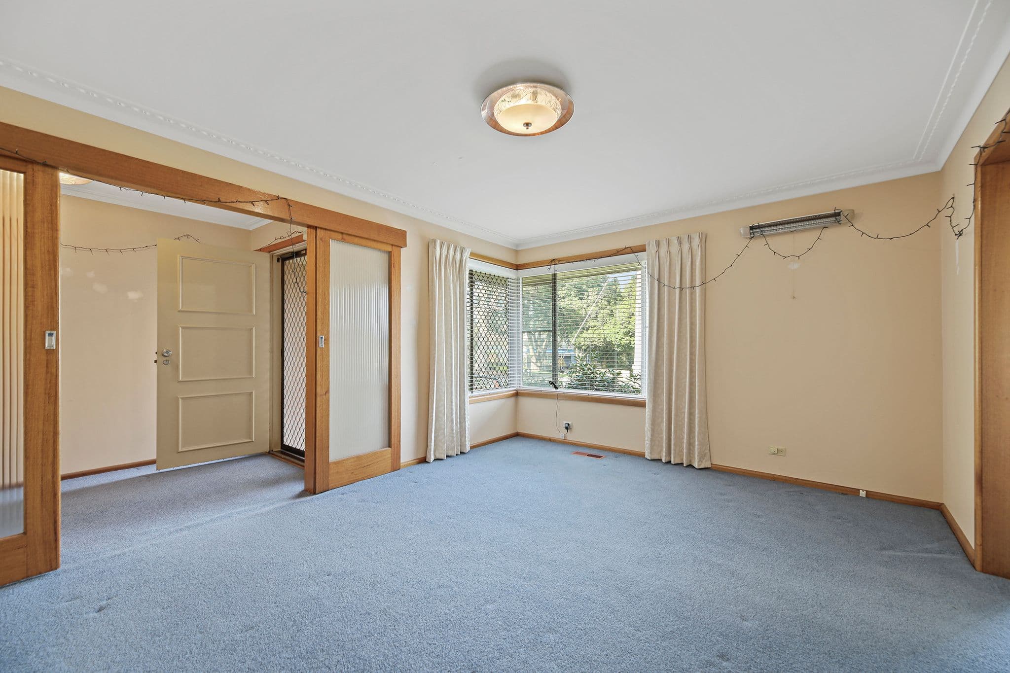 17 Sinclair Street, Drouin VIC 3818, Drouin - Thumbnail 2