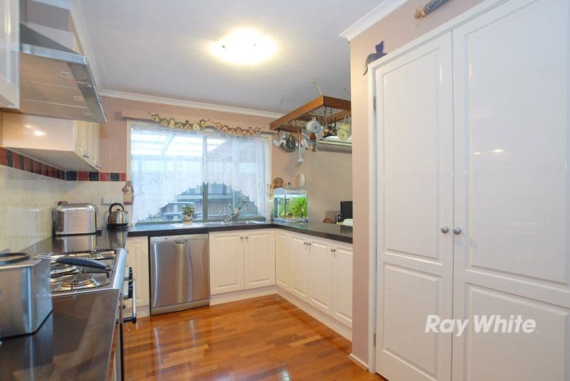 3 Reginald Court, CRANBOURNE WEST VIC 3977, Cranbourne West - Thumbnail 3