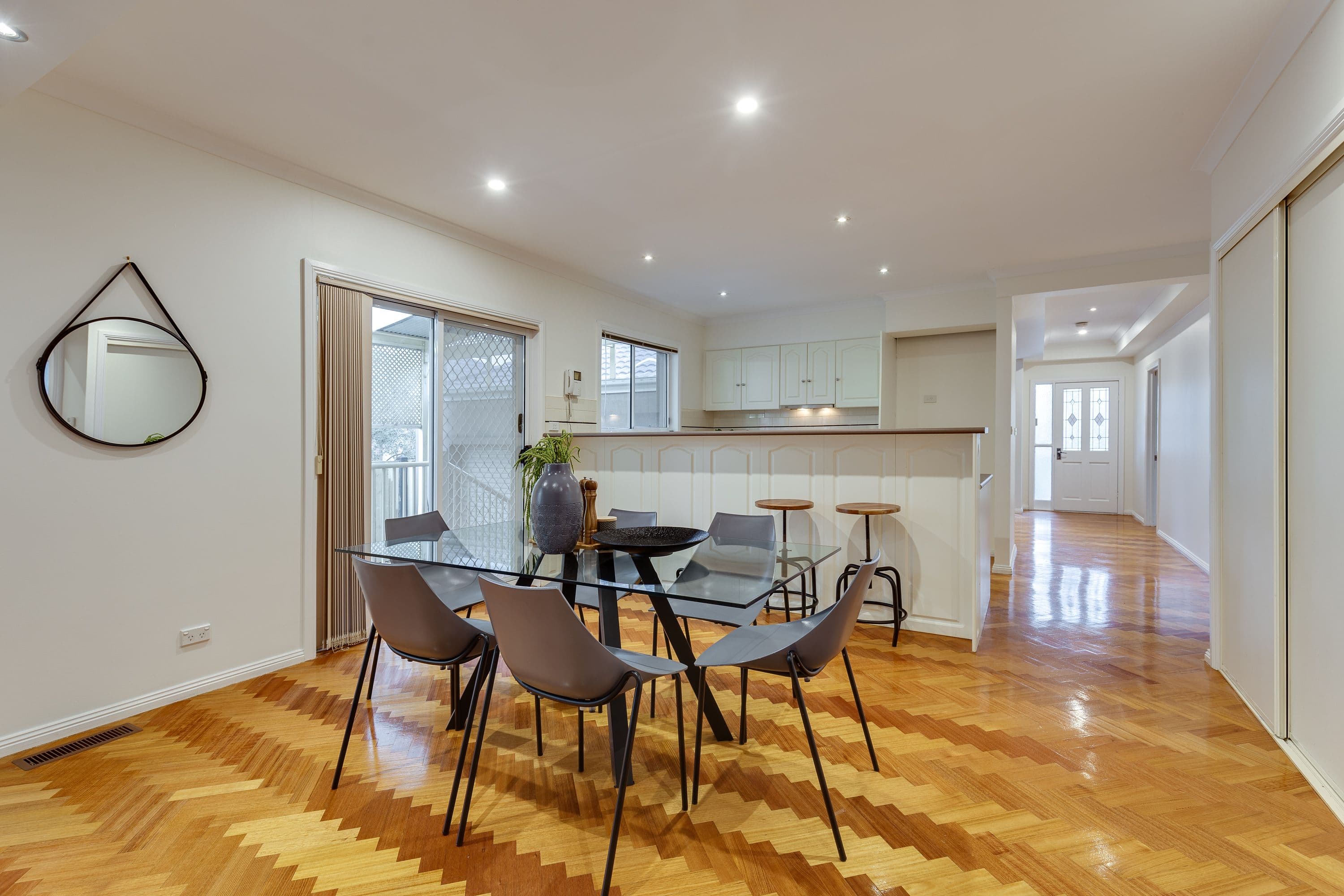 54 Burniston Avenue, Craigieburn VIC 3064, Craigieburn - Thumbnail 3
