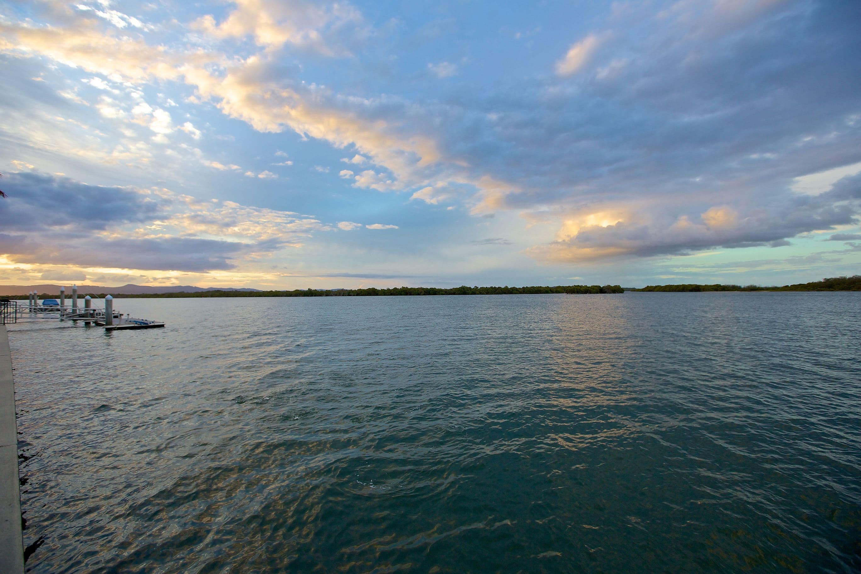 5 Knightsbridge Parade West, Sovereign Islands QLD 4216, Sovereign Islands - Thumbnail 2