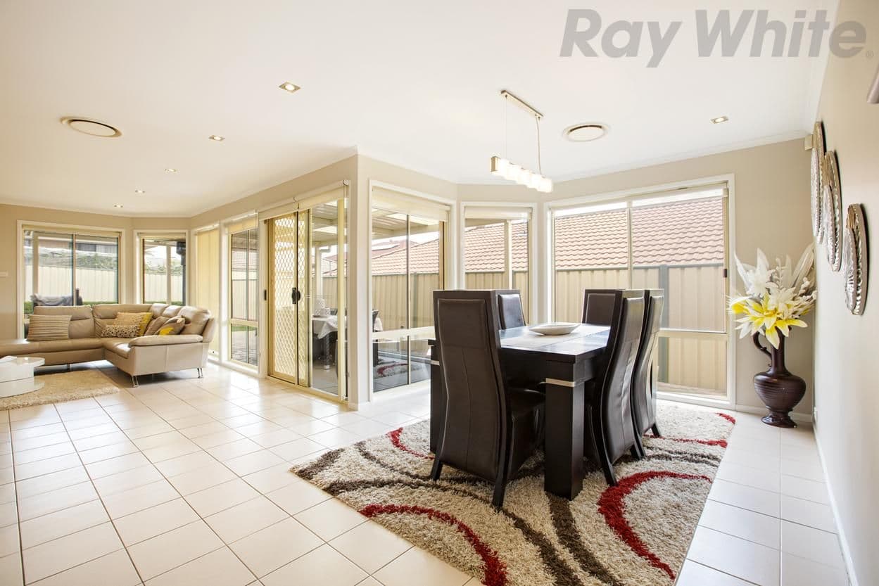 30 Carmichael Drive, West Hoxton - Thumbnail 3