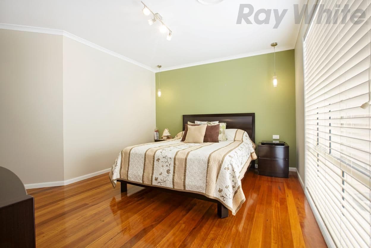 30 Carmichael Drive, West Hoxton - Thumbnail 6