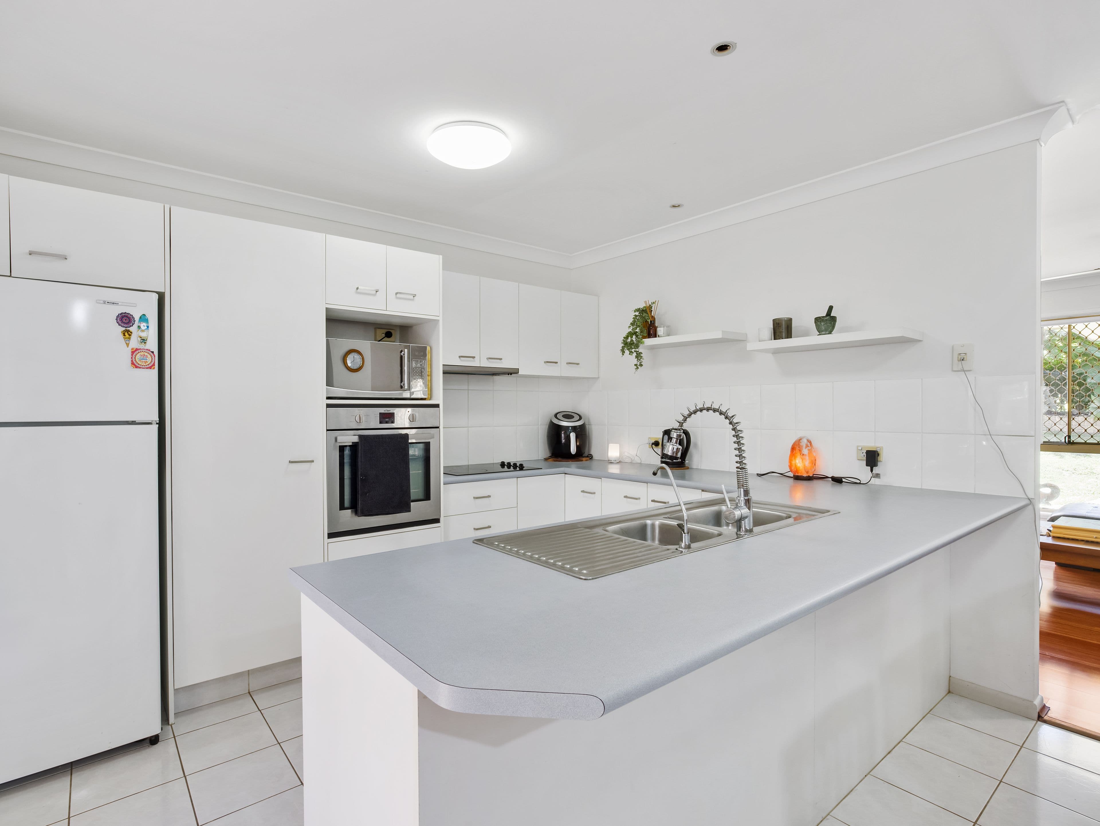 6 Victory Drive, Mudgeeraba QLD 4213, Mudgeeraba - Thumbnail 4