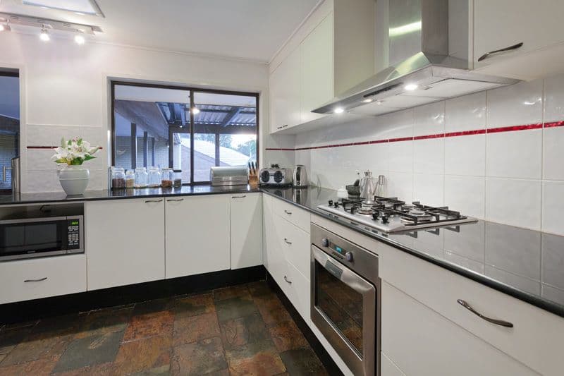 7 Castile Street, Indooroopilly QLD 4068, Indooroopilly - Thumbnail 5