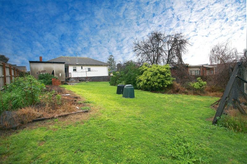 38 Benga Avenue, DANDENONG VIC 3175, Dandenong - Thumbnail 6