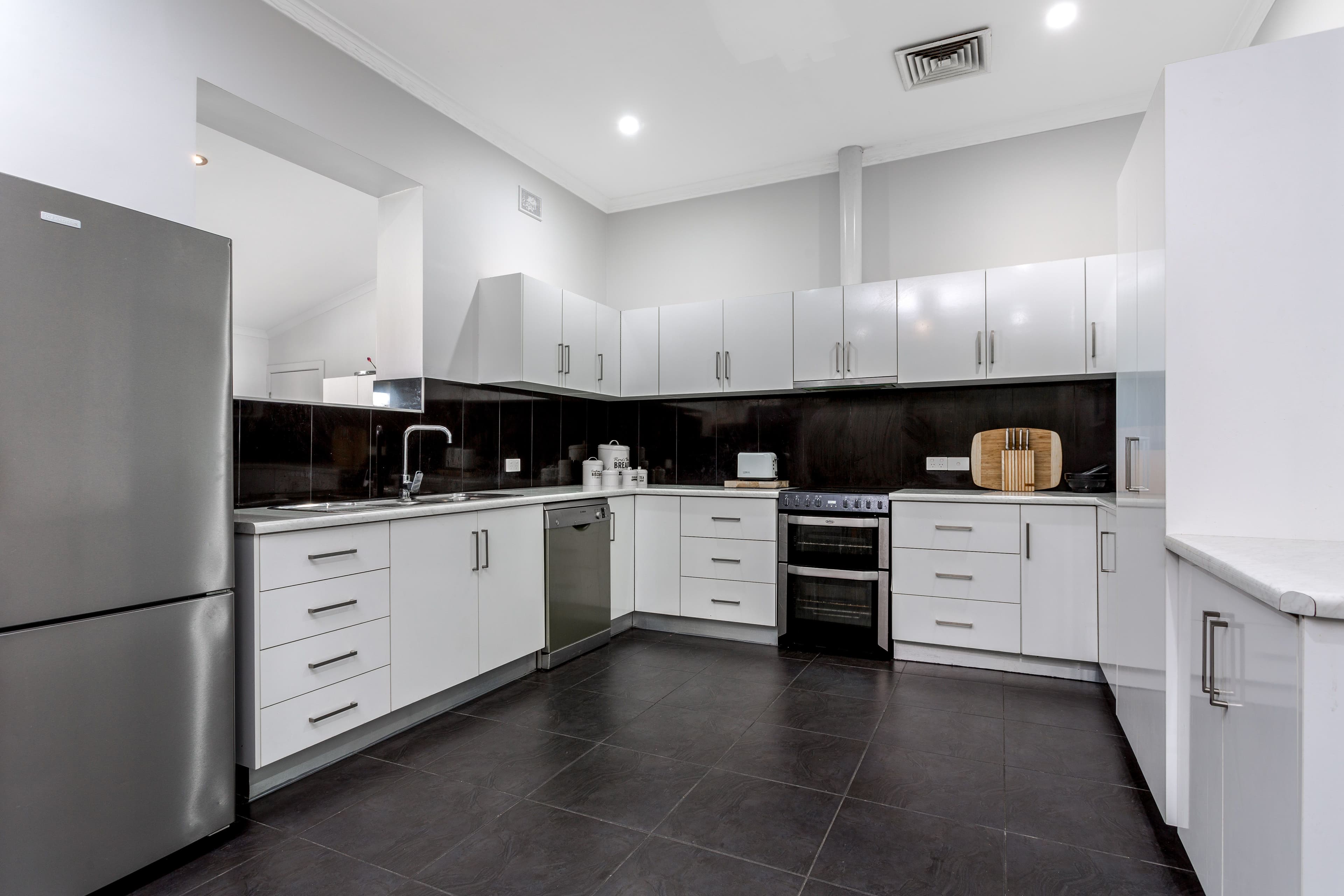 599 Military Road, Largs North SA 5016, Largs North - Thumbnail 3