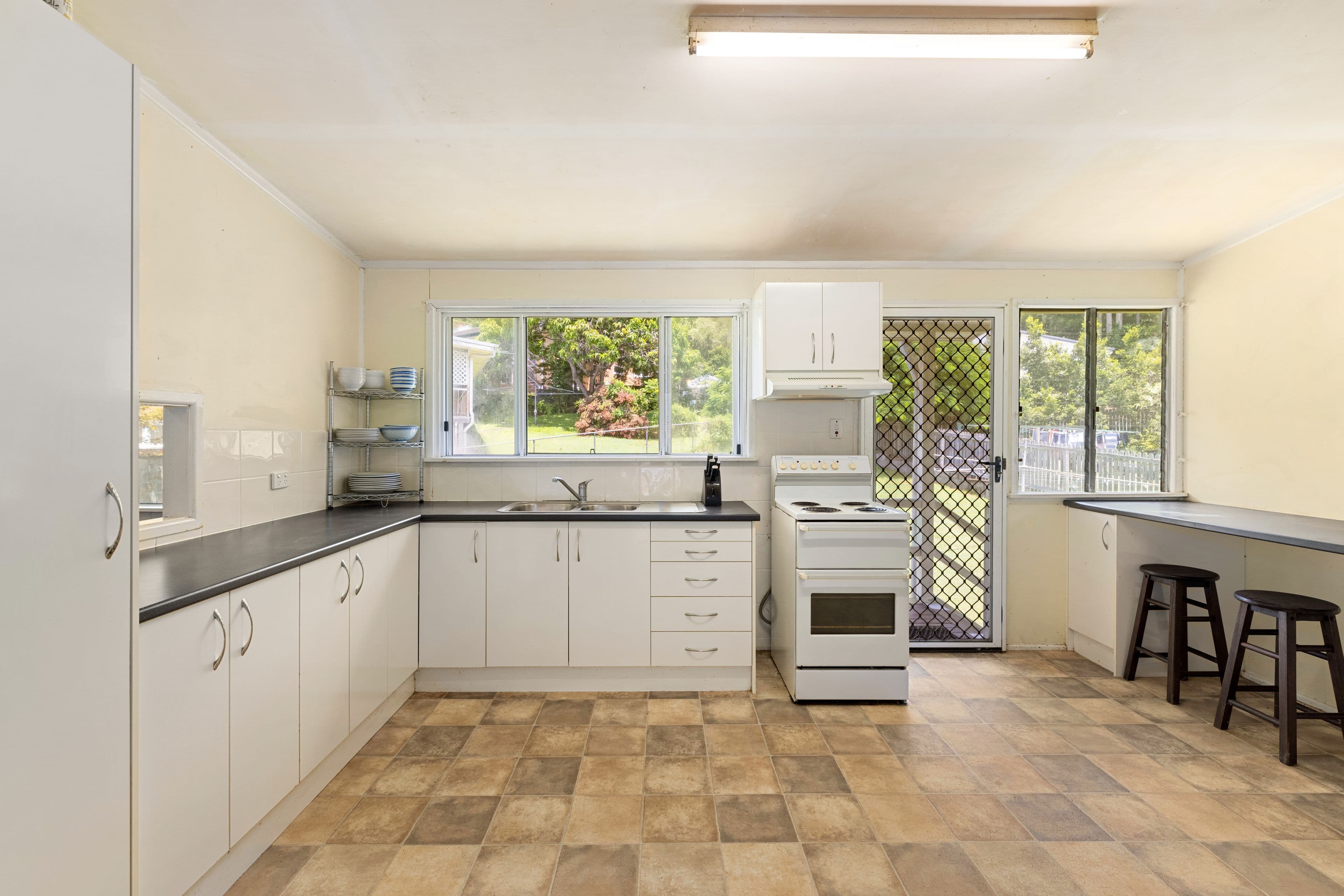28 Dempster Street, Toowong QLD 4066, Toowong - Thumbnail 6