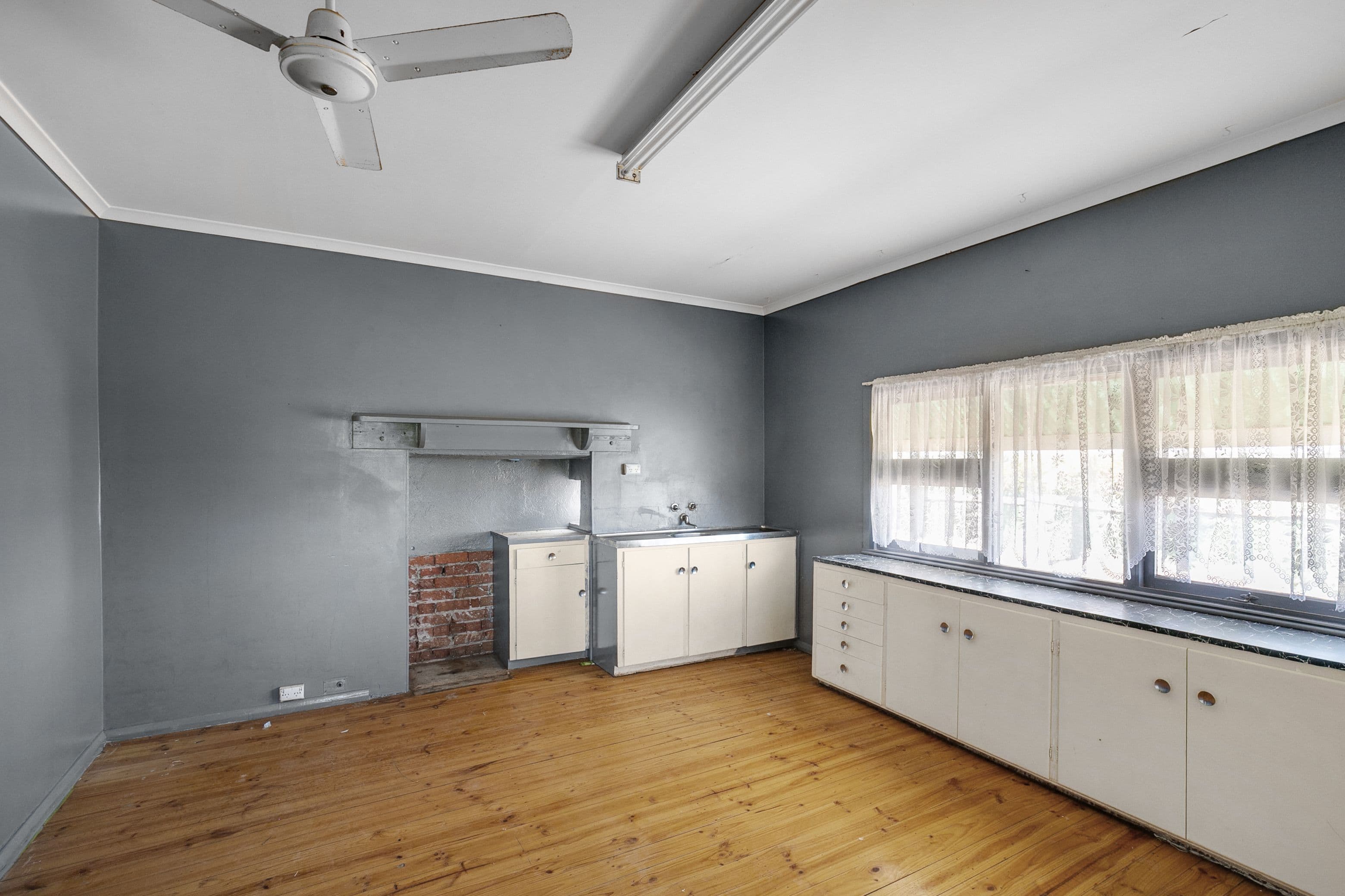 114 Garrett Road, Glossop SA 5344, Glossop - Thumbnail 6