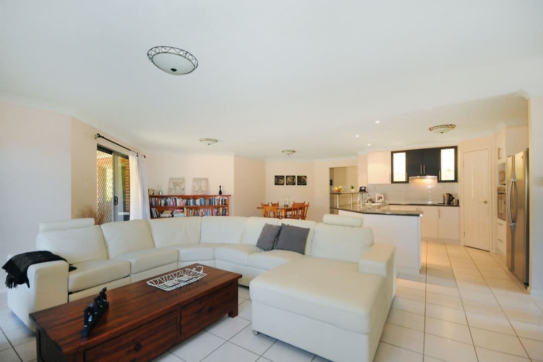 5 Kingfisher Drive, Highfields QLD 4352, Highfields - Thumbnail 2