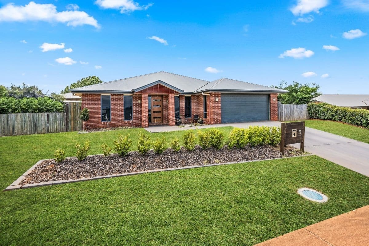 5 Kingfisher Drive, Highfields QLD 4352, Highfields - Thumbnail 8