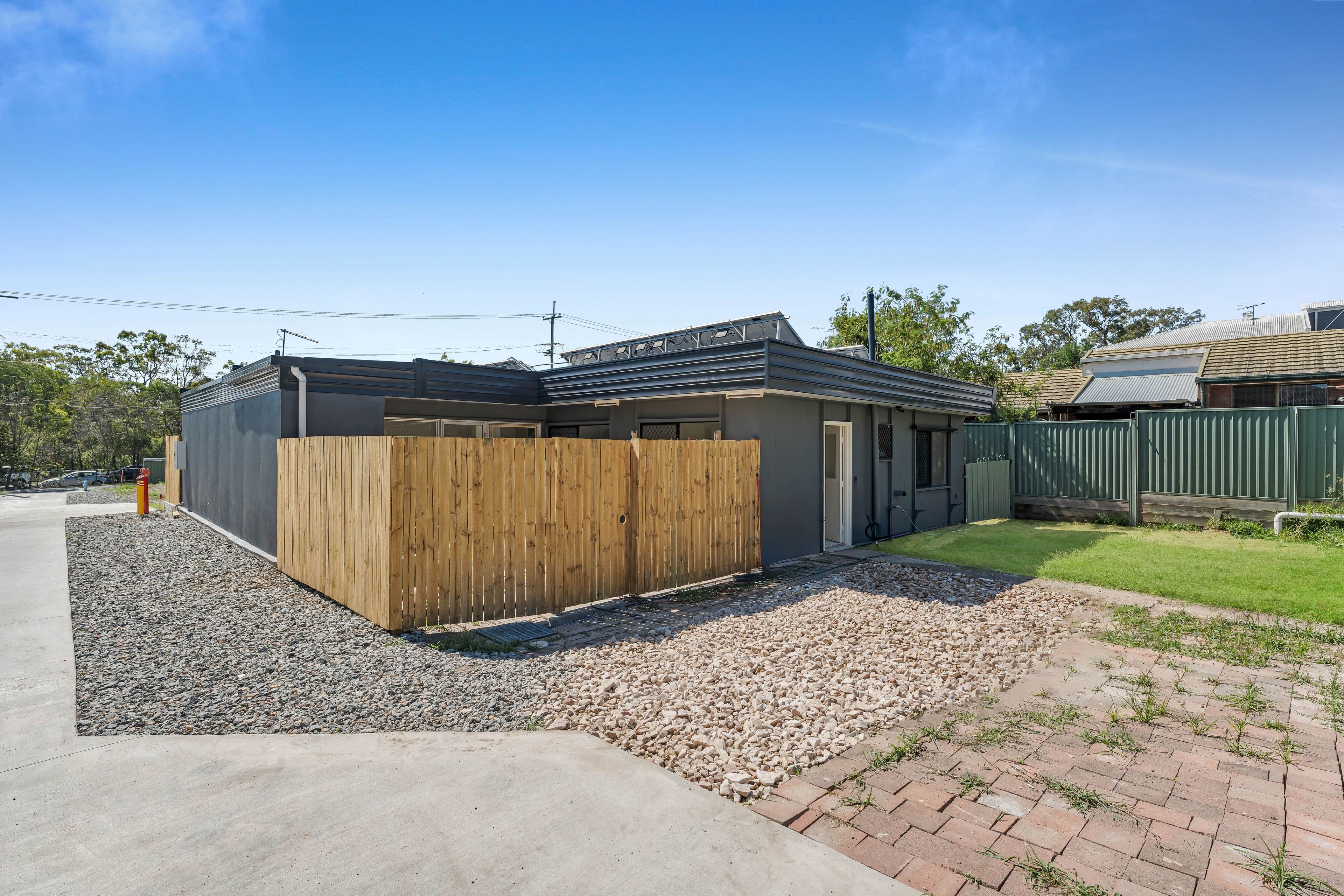 704 Kingston Road, Loganlea QLD 4131, Loganlea - Thumbnail 2